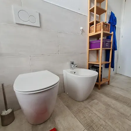 Lägenhet La Maison Di Monica E Alice A Milano-appartamento Con Terrazza